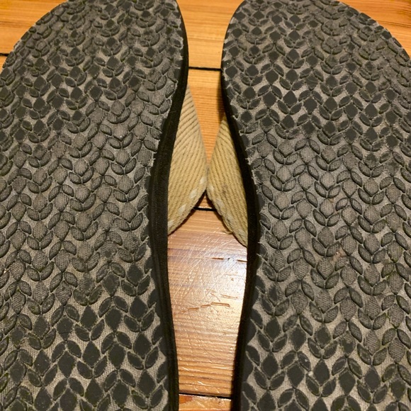 🩴 Reef Flip Flops 🩴 - Picture 9 of 12